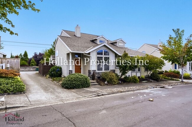 Photo - 4914 NW Huserik Dr
