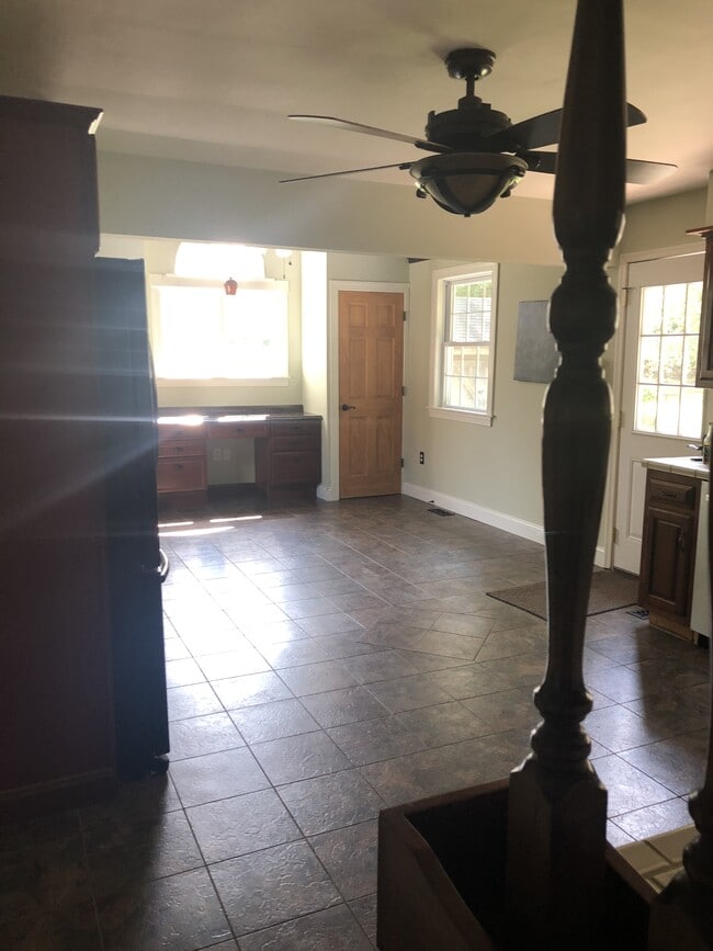 Photo - 206 Swarthmore Rd