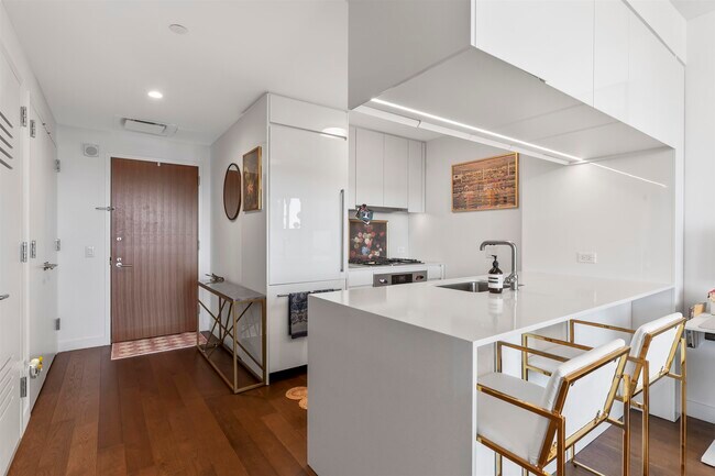 Photo - 99 Hudson St Unidad 1603