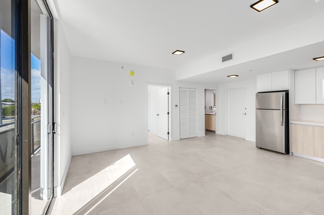 Photo - 1547 NW 2nd St Unidad Abensa LLC