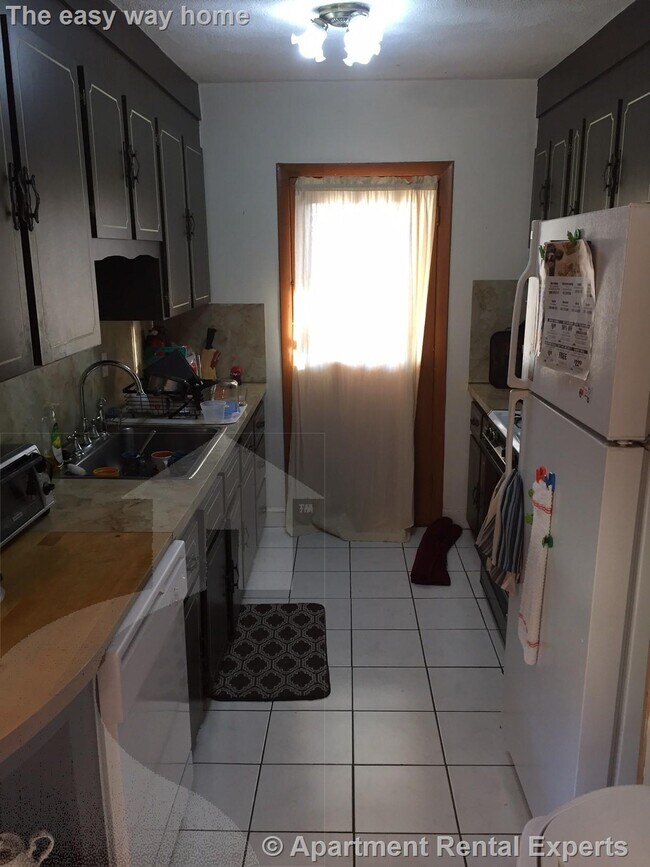 Photo - 10 Windsor Rd Unit #1