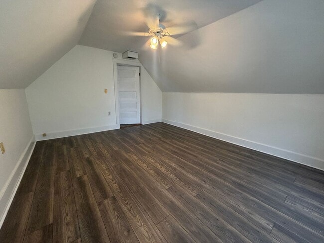 Photo - 1675 N Marshall St Unidad 1675 N Marshall St 3rd Floor