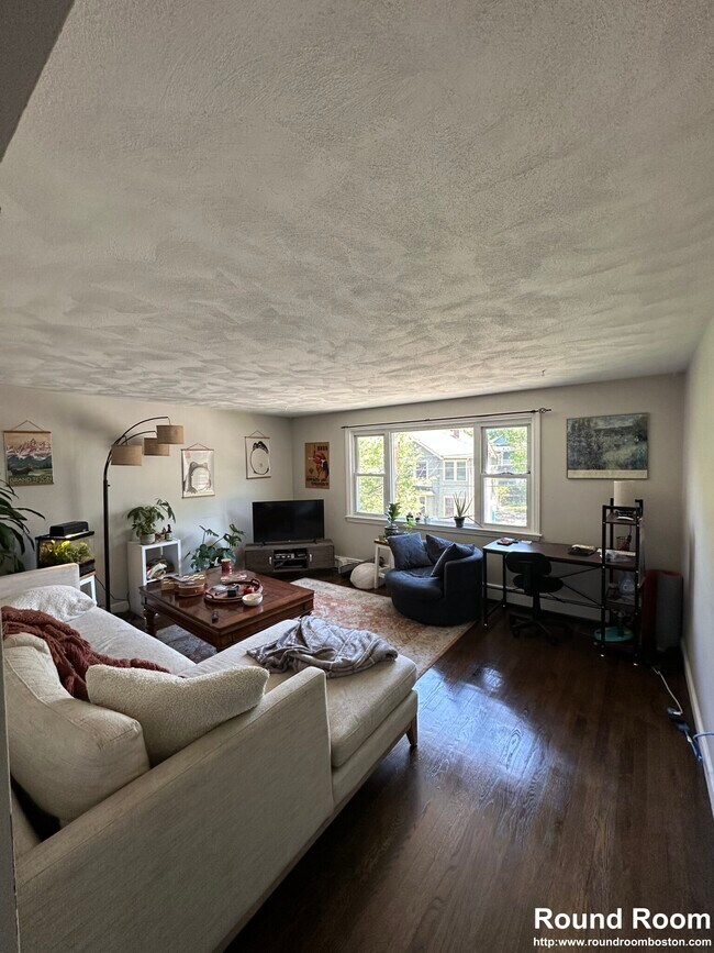 Photo - 19 Warwick Rd Unit 2