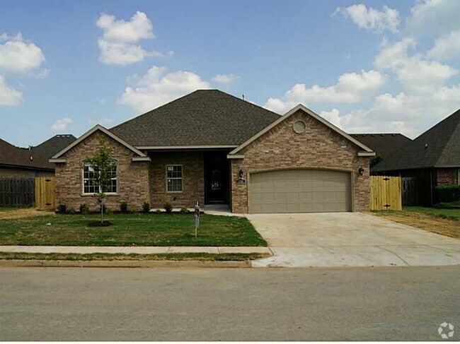Building Photo - 1201 Coventry Ln Rental