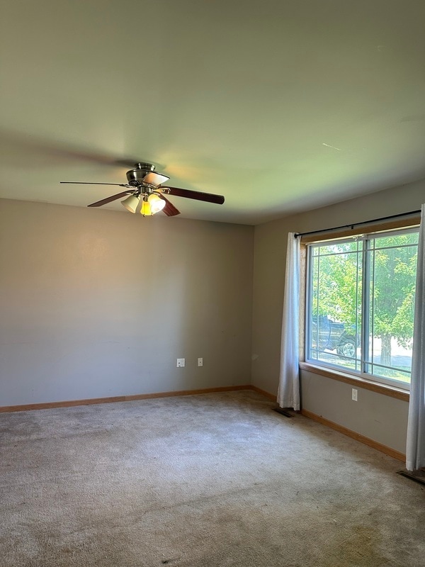 Photo - 5818 Wheatland Dr SW House