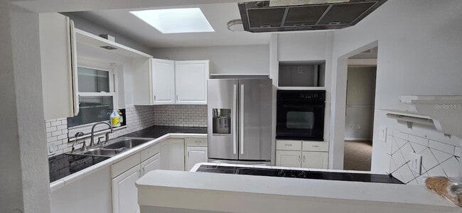 Photo - 480 Sharon Cir