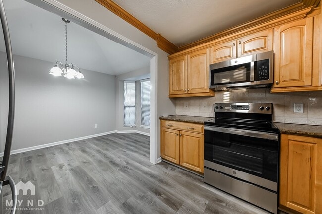 Photo - 701 Hillside Dr