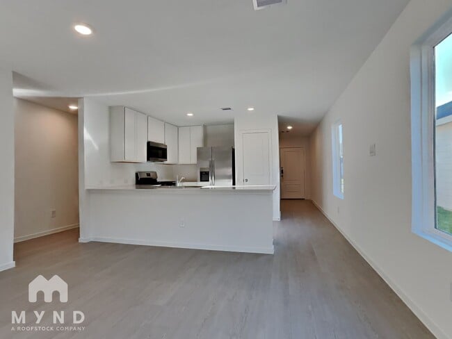 Photo - 1737 Lofty Cedar Ct