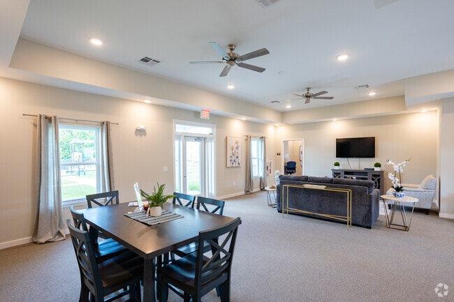 Clubhouse - Sumner Pointe