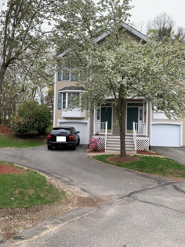 Photo - 69 Georgetown Dr Townhome