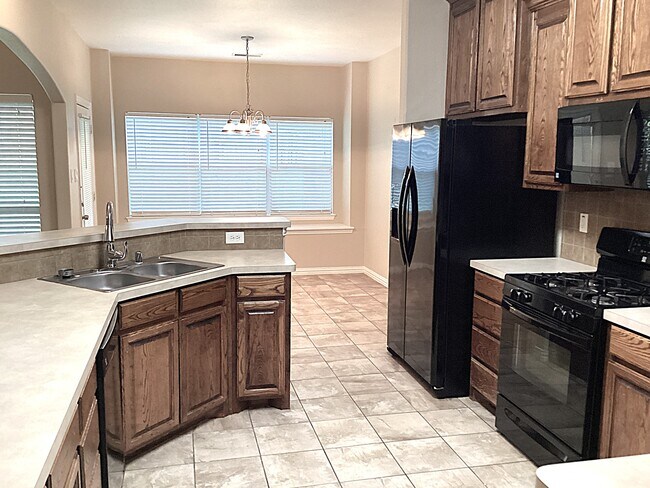 Photo - 511 Hidden Meadow Ct