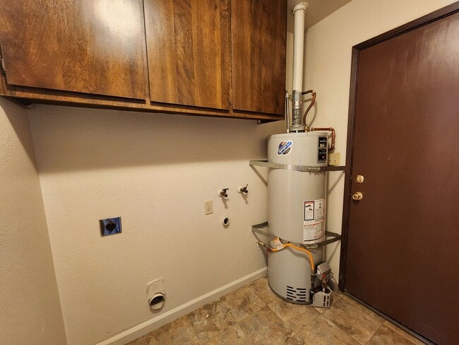 Photo - 934 Briarwood Dr