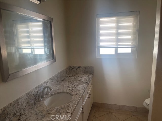 Building Photo - 1028 W 8th St