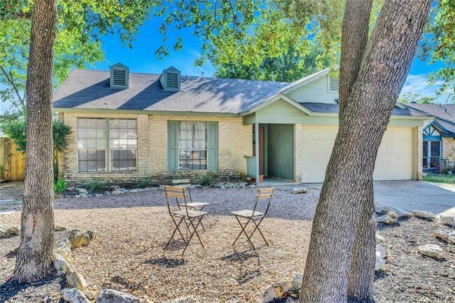 Photo - 10309 Georgian Dr