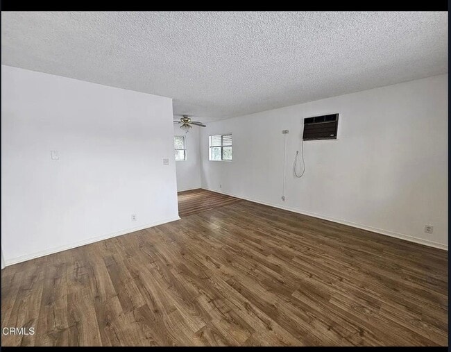 Building Photo - 12246 Oxnard St