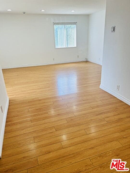 Photo - 2337 W Gramercy Ave Unit 1