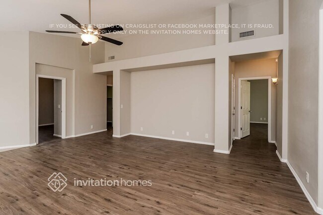 Photo - 737 N Gregory Pl