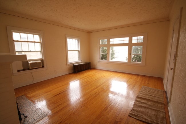dining room side - 839 W South St Unit 3