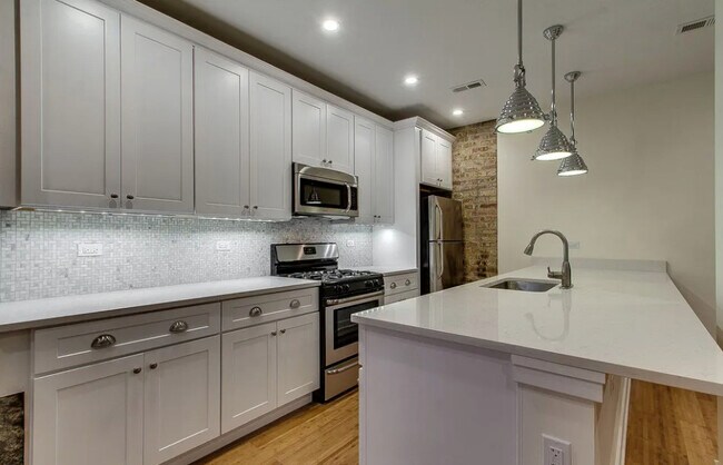 Photo - 2735 N Francisco Ave Unidad G