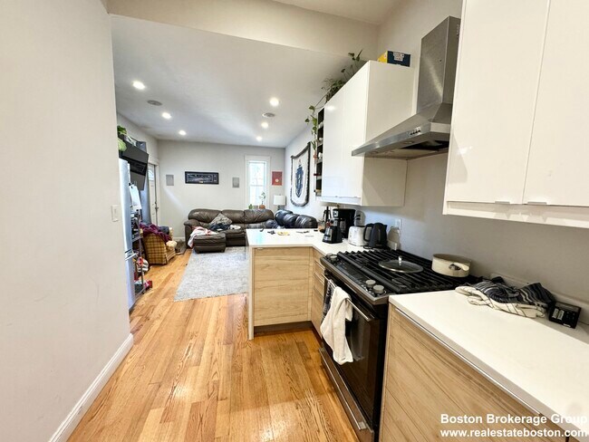 Photo - 7 Grant St Unit #1