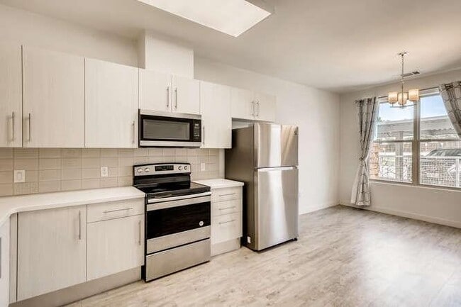 7805 Cooper Ln Unit 206