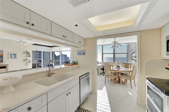 Building Photo - 5550 Heron Point Dr Unit 1802