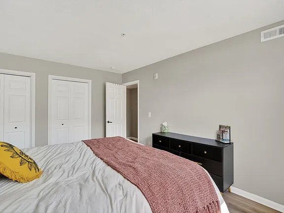 3405 Woodland Ave Unidad 18