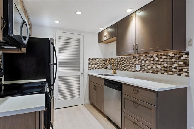 Photo - 115 S 1100 E Unit 614