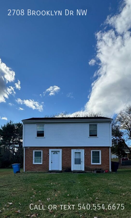 Photo - 2708 Brooklyn Dr NW House
