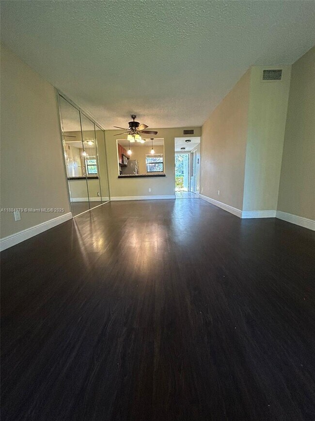 Photo - 10325 NW 11th St Unit 101