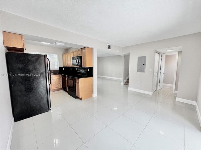 Photo - 3840 SW 52nd Ave