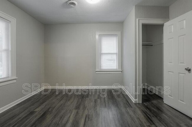 Photo - 12905 8th St House