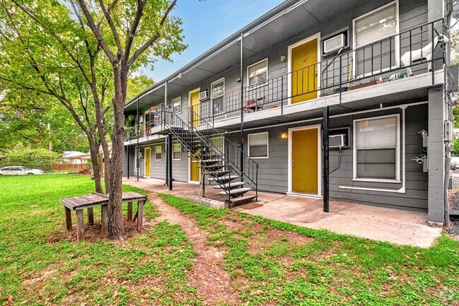 Building Photo - 901 Springdale Rd Unit 206 Rental