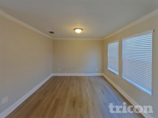 Photo - 1314 Windward Ln