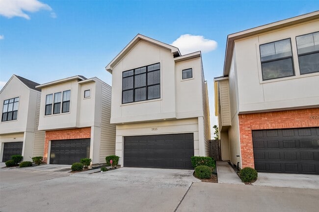 Photo - 3925 Tulane Oak Dr