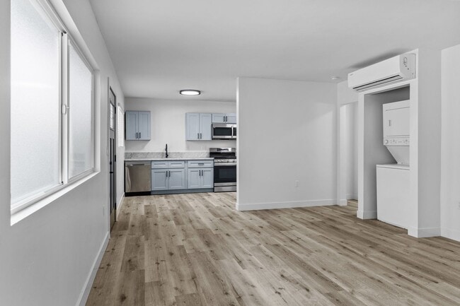 Photo - 15301 Prairie Avenue