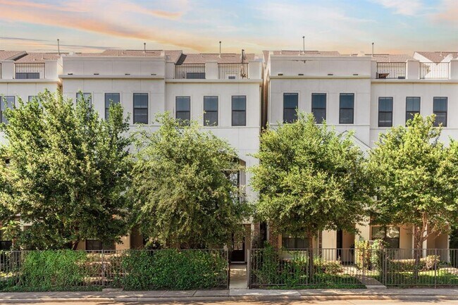 Photo - 1212 W Dallas St