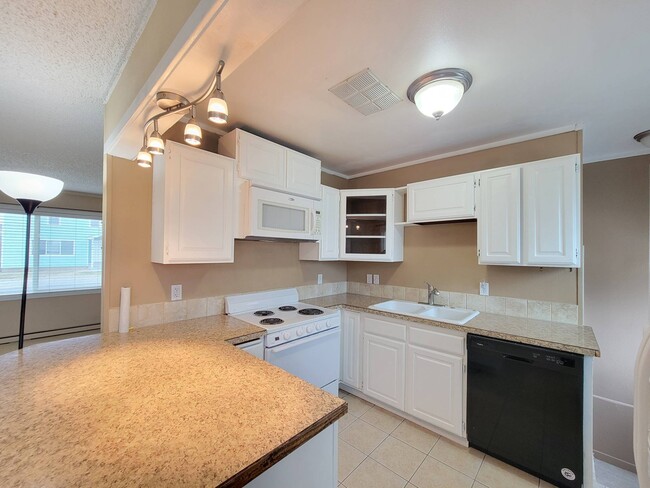 Photo - 1218 McPherson Ave