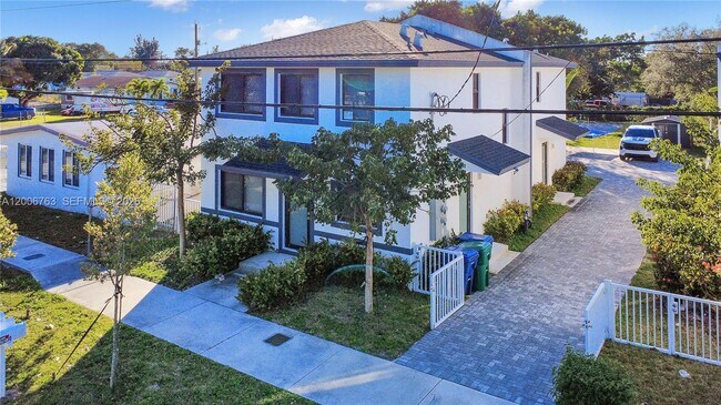 Photo - 21226 SW 119th Ave Unit 21226