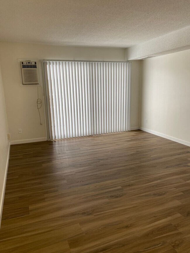 Photo - Overlook on 100