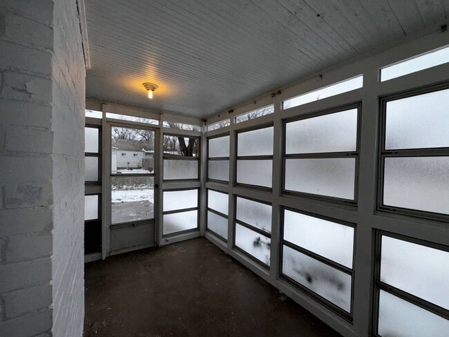 Photo - 3401 S Arlington Ave