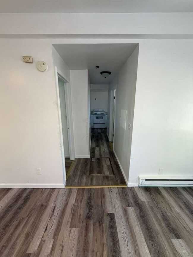 Photo - 208 Utica St Unit 3