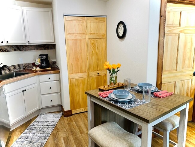 Photo - 444 E Montezuma Ave