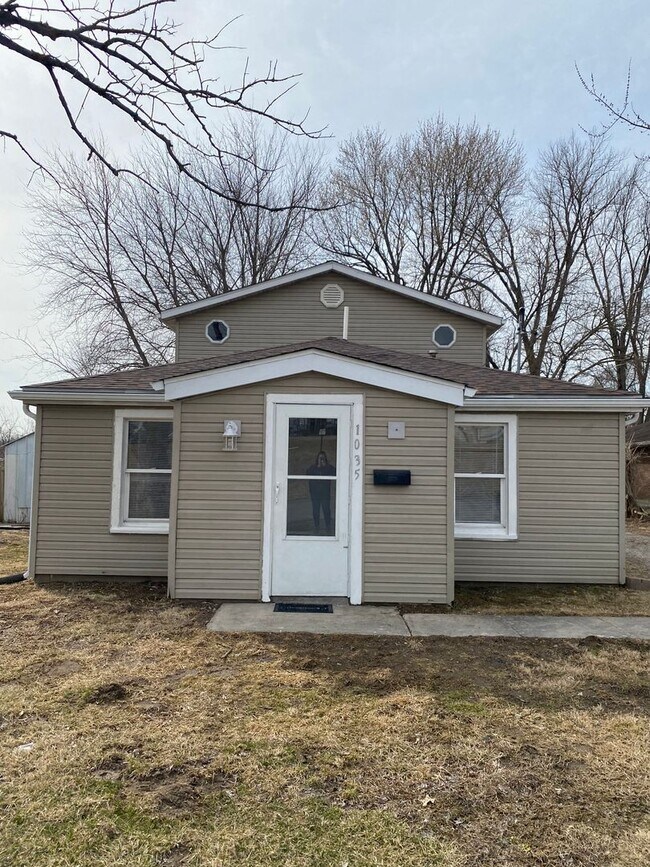 3 Bedroom House in Alton - 3 Bedroom House in Alton