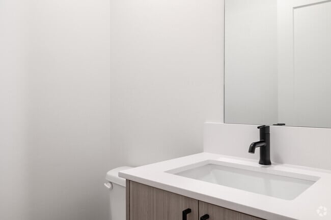 2BD, 2.5BA - 1275SF