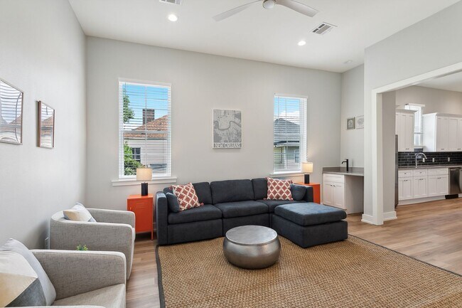 7417 Burthe St Unit 2B