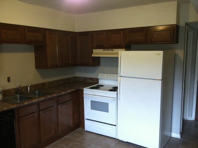 Photo - 748-750 Marley Way