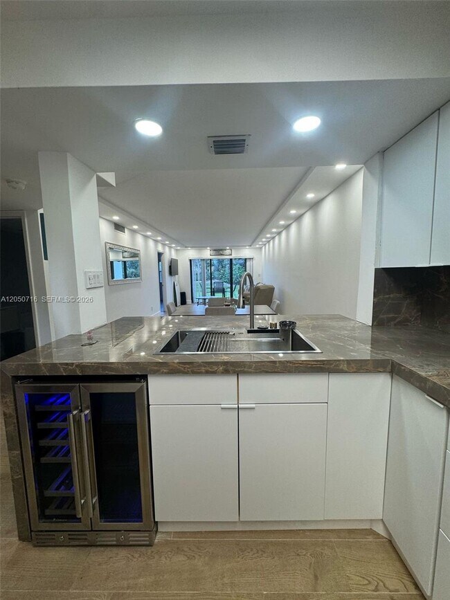 Photo - 10044 S Ocean Dr Unit 105