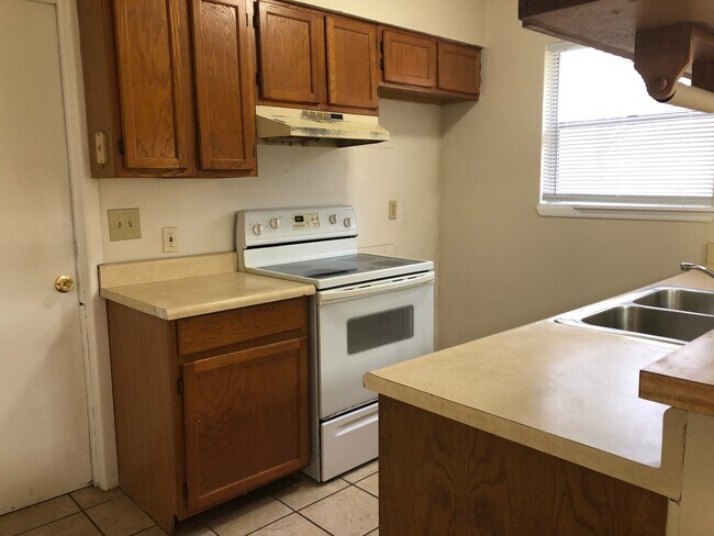 Photo - Schertz rental in quiet neighborhood