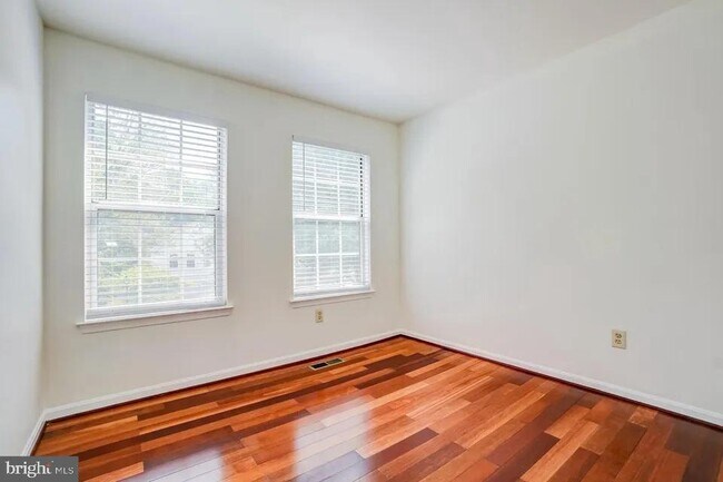 Photo - 12902 Hawkshead Terrace